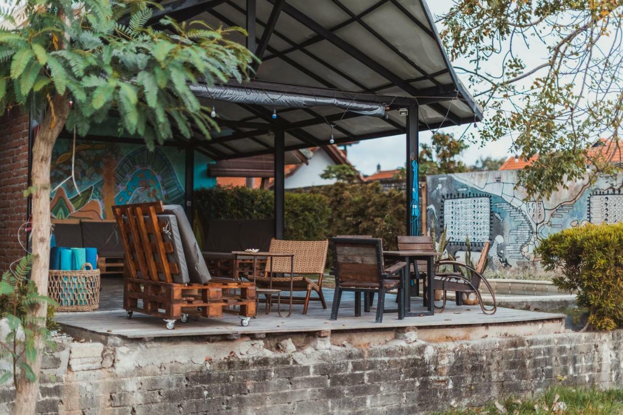 Big Brother Surf Inn Canggu  Exterior photo