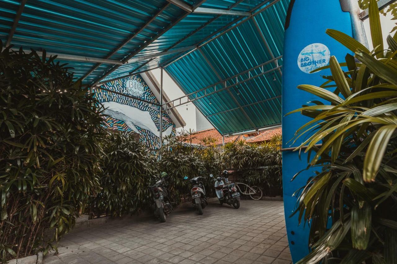 Big Brother Surf Inn Canggu  Exterior photo